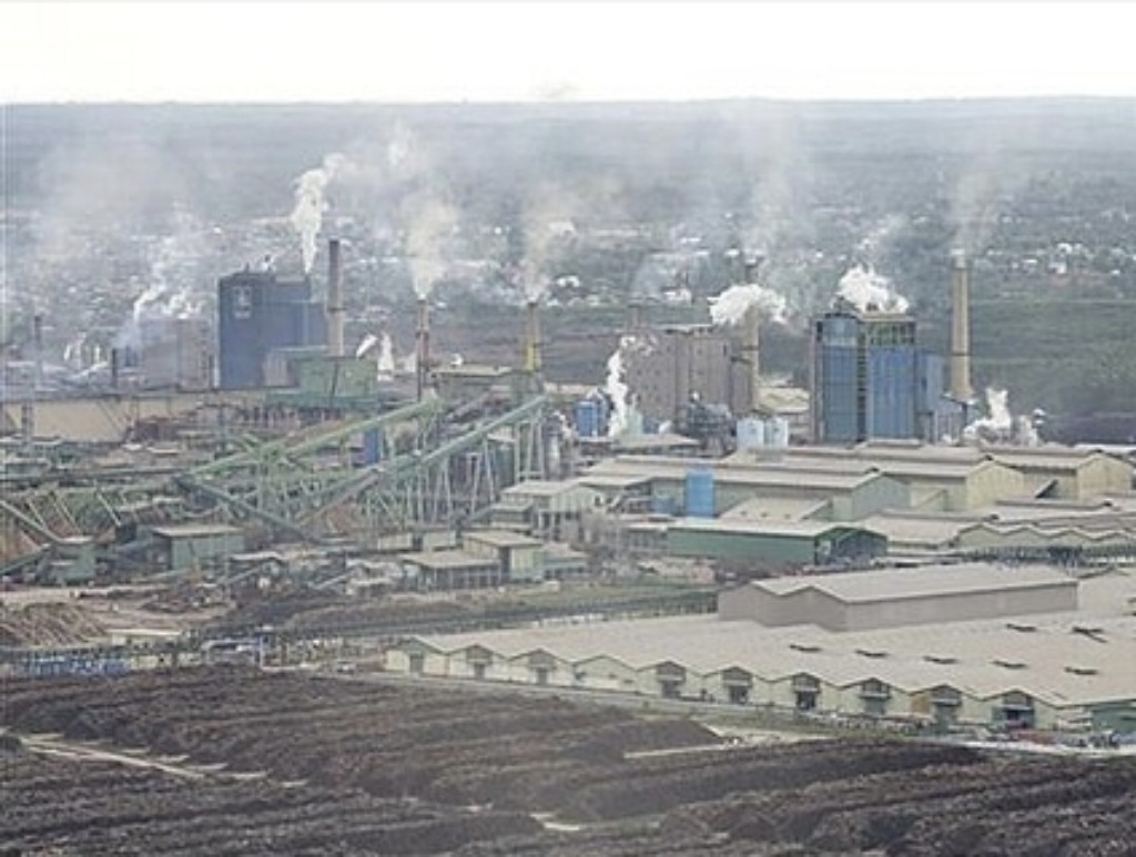 PT IKPP Perawang Diduga Lakukan Pembiaran Pelanggaran K3 Terjadi di Pabrik