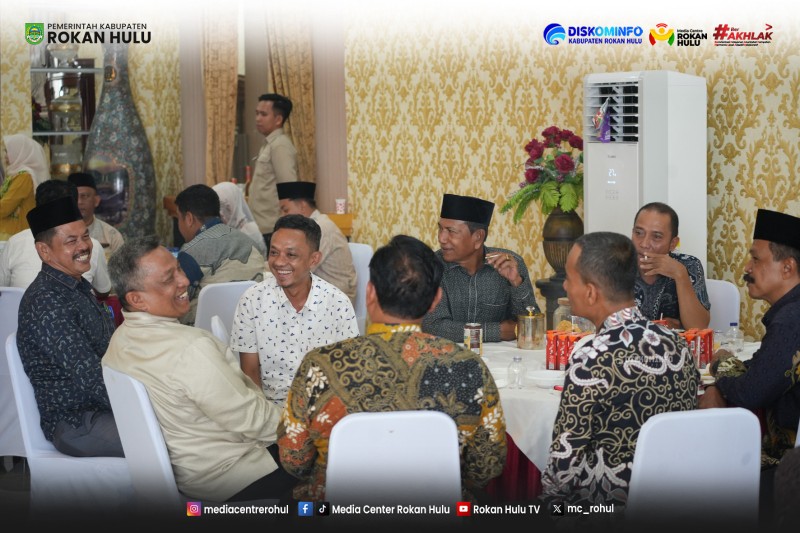 Senyum Idul Fitri di Rumah Dinas Bupati Saat Pemimpin dan Rakyat Melebur dalam Ketulusan Maaf